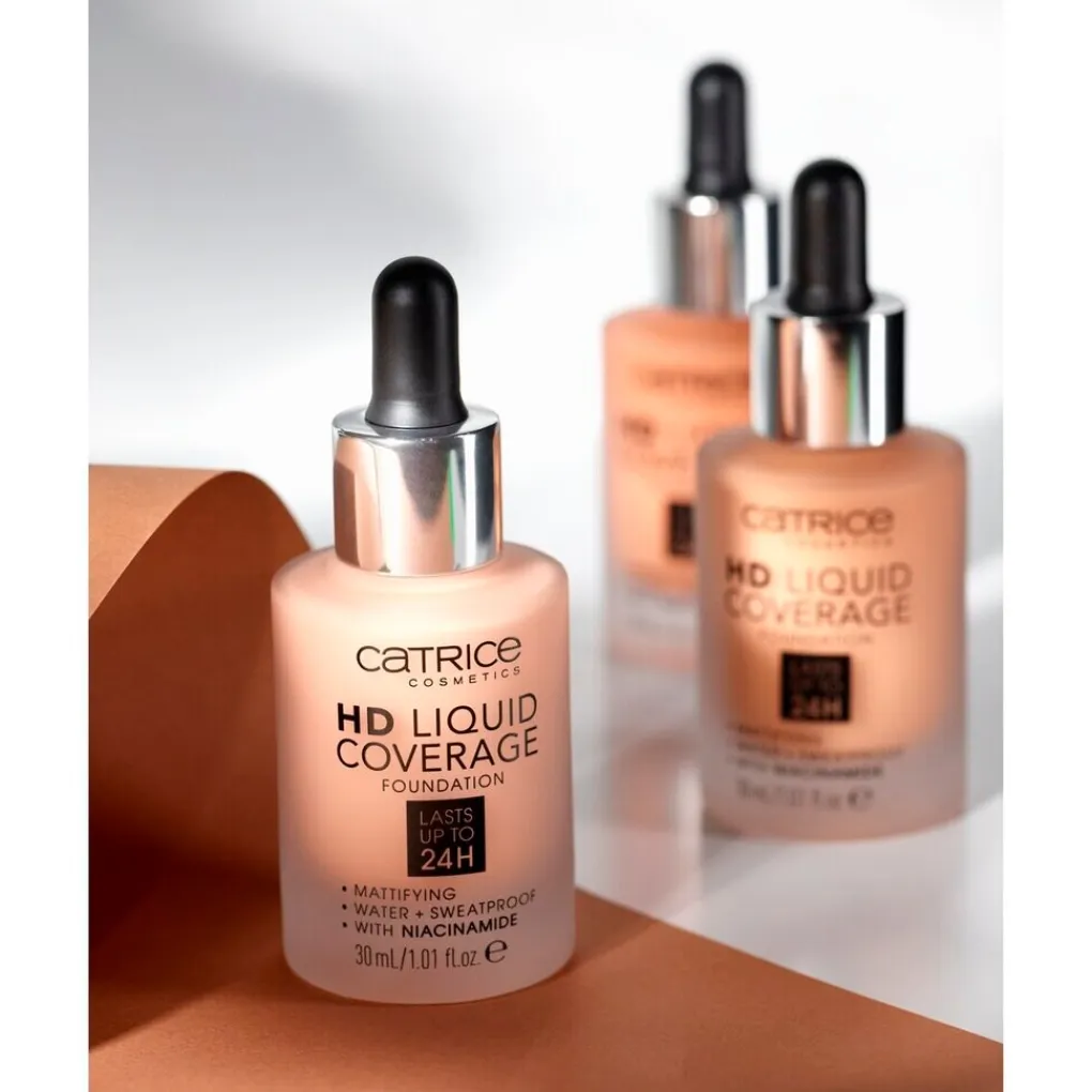 Catrice Foundation>HD 002 Porcelain Beige Liquid Coverage Foundation