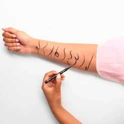 Essence Eyeliner><noscript><img width=