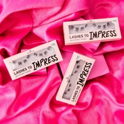 Essence Nepwimpers>08 Lashes To Impress Kunstwimpers