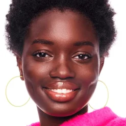Essence Foundation><noscript><img width=