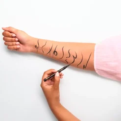Essence Eyeliner><noscript><img width=