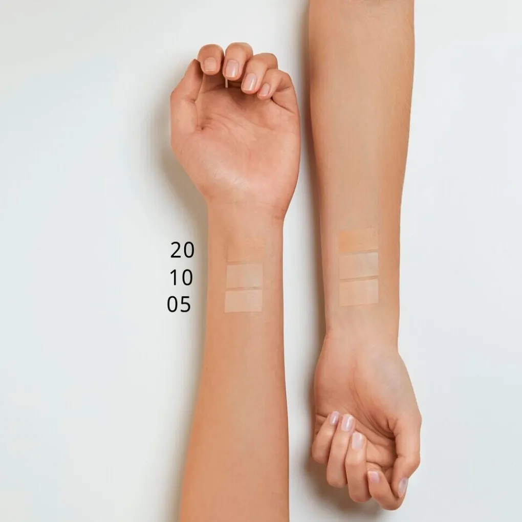 Essence Concealer>Skin Lovin' Sensitive 10 Light Concealer
