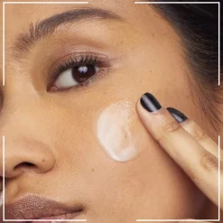 L'Oreal Foundation><noscript><img width=