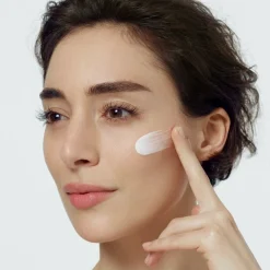L'Oreal Paris Dagcreme><noscript><img width=