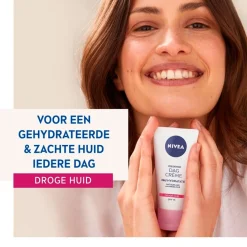 Nivea Skincare Dagcreme>NIVEA Voedende Dagcrème met SPF15